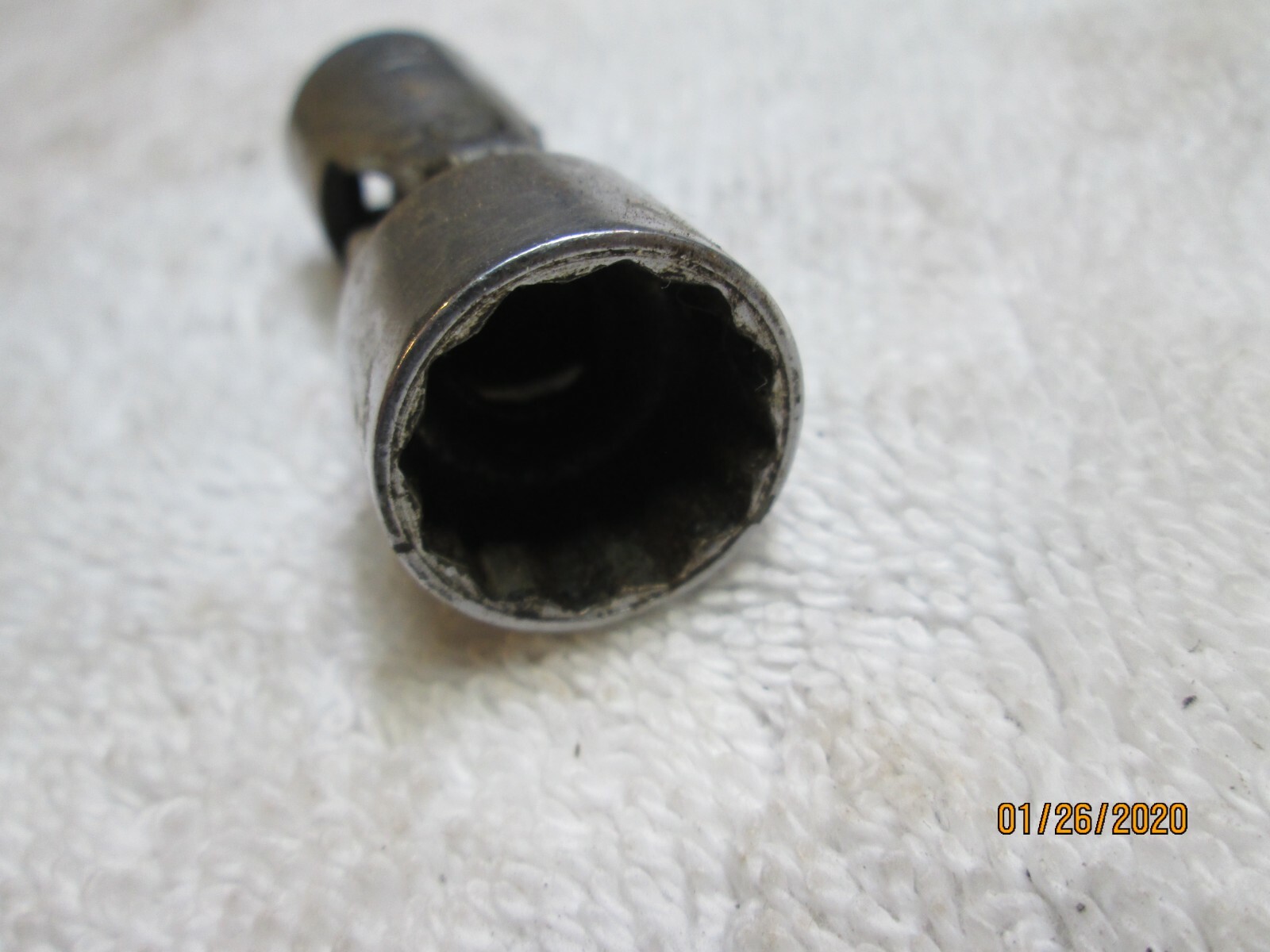 Snap On Tools 3/8″ Drive Swivel Universal 5/8″ Socket FVU20