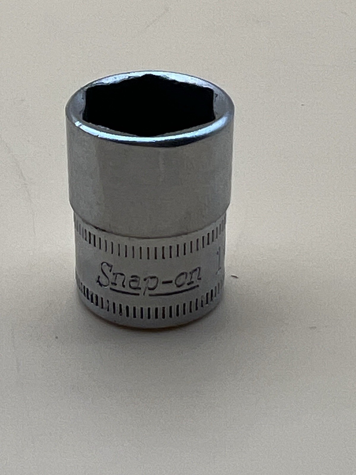 Snap on Tools FSM141 14mm Metric Flank Drive Shallow Socket 3/8″ Drive 6 Point