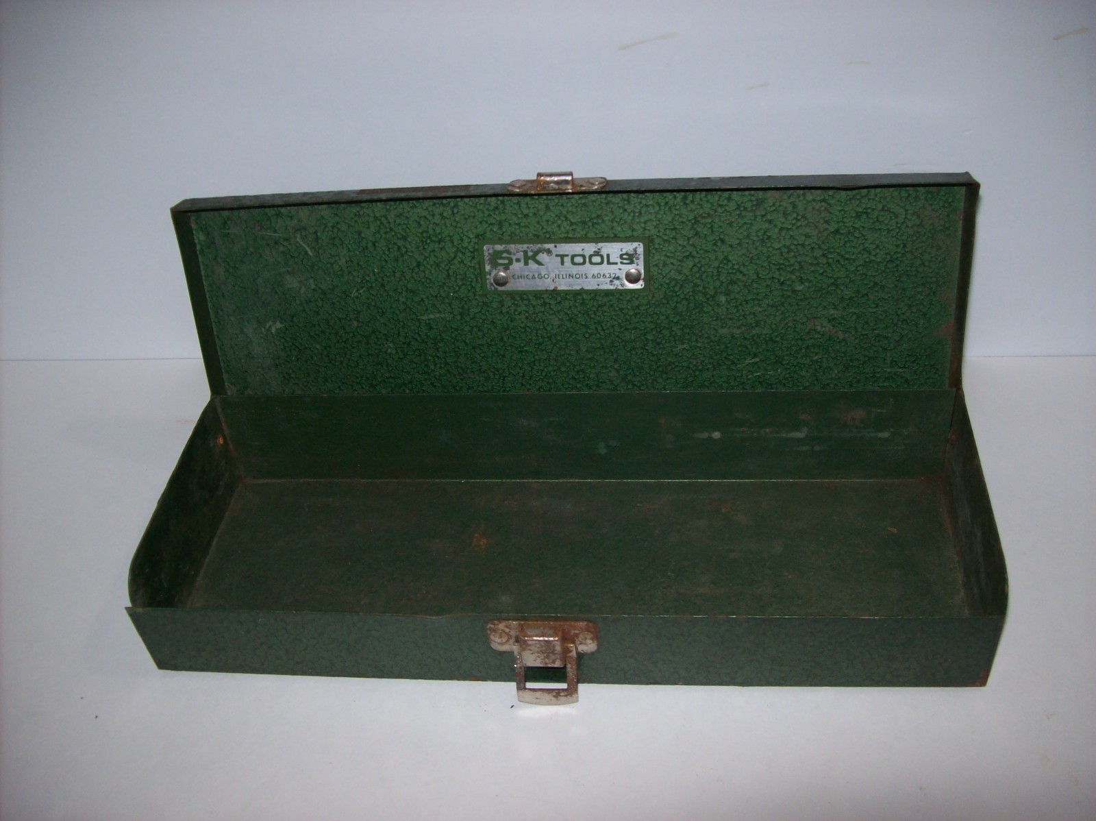 EMPTY Vintage S-K Tools Green Metal Socket Set Case Box, 11″L x 4″ W x 1.75″ T