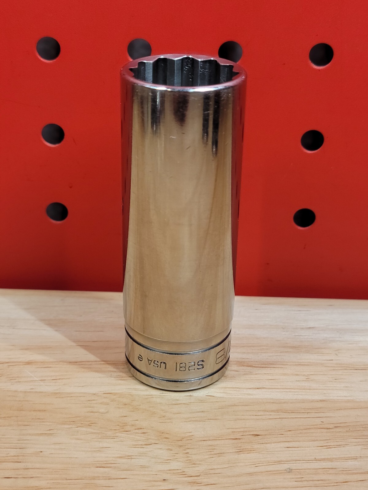 Snap-on Tools S281 7/8″ 1/2″ Drive 12-Point SAE Deep Chrome Socket USA