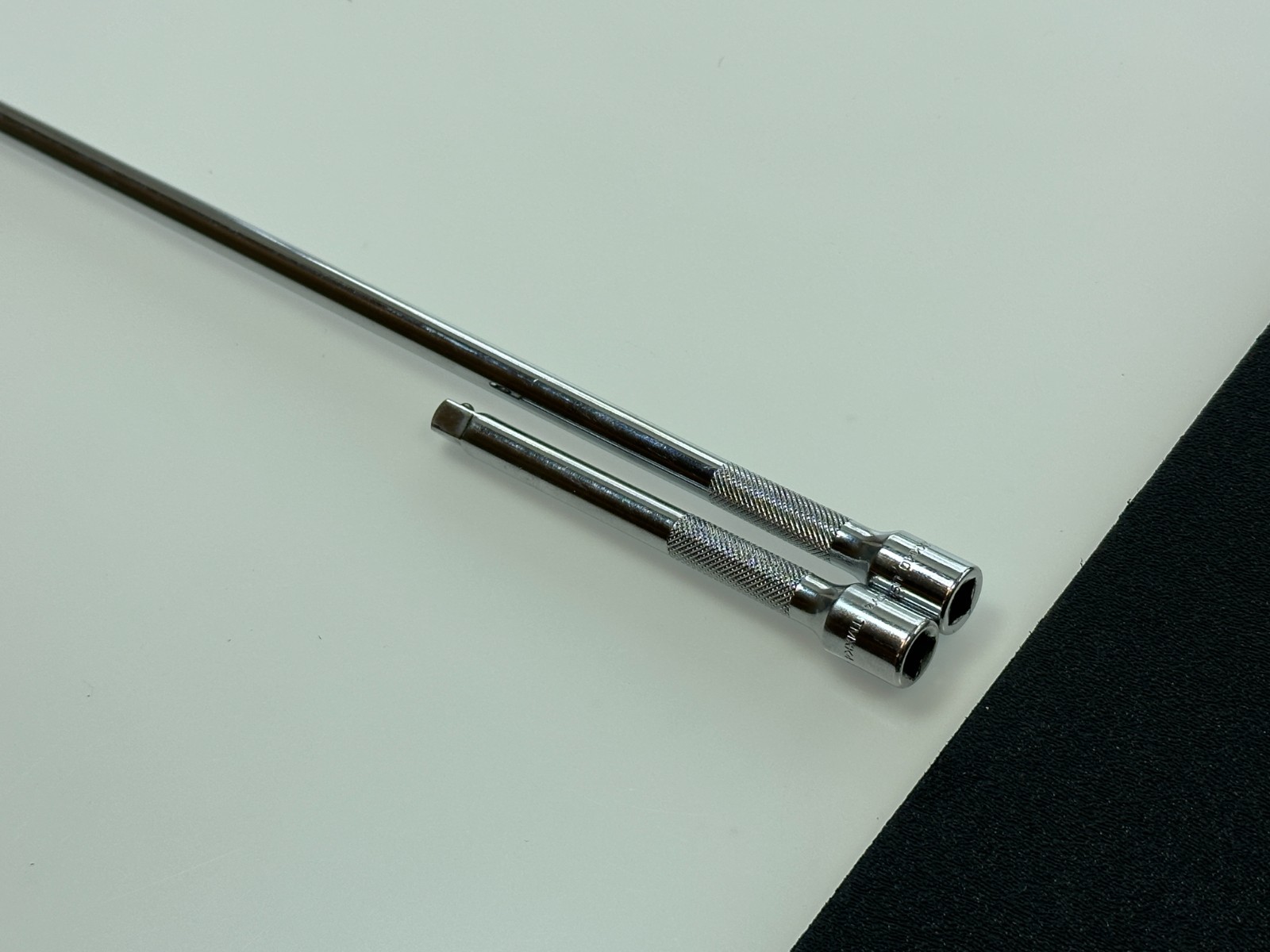 🇺🇸 Snap On USA 2pc 1/4″ Drive 14″ & 4″ Knurled Chrome Extension, TMXK140 TMXK4
