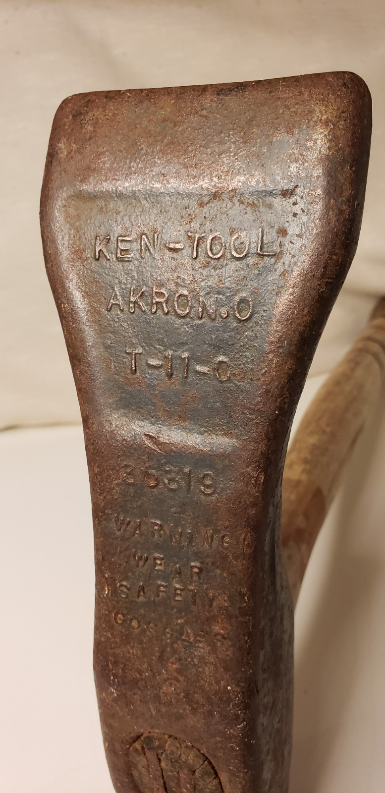 Ken-Tool Bead Breaker, Wedge Hammer,Tire Tool. 5-lb.12oz. 9″×2-7/8″head. T-11-C