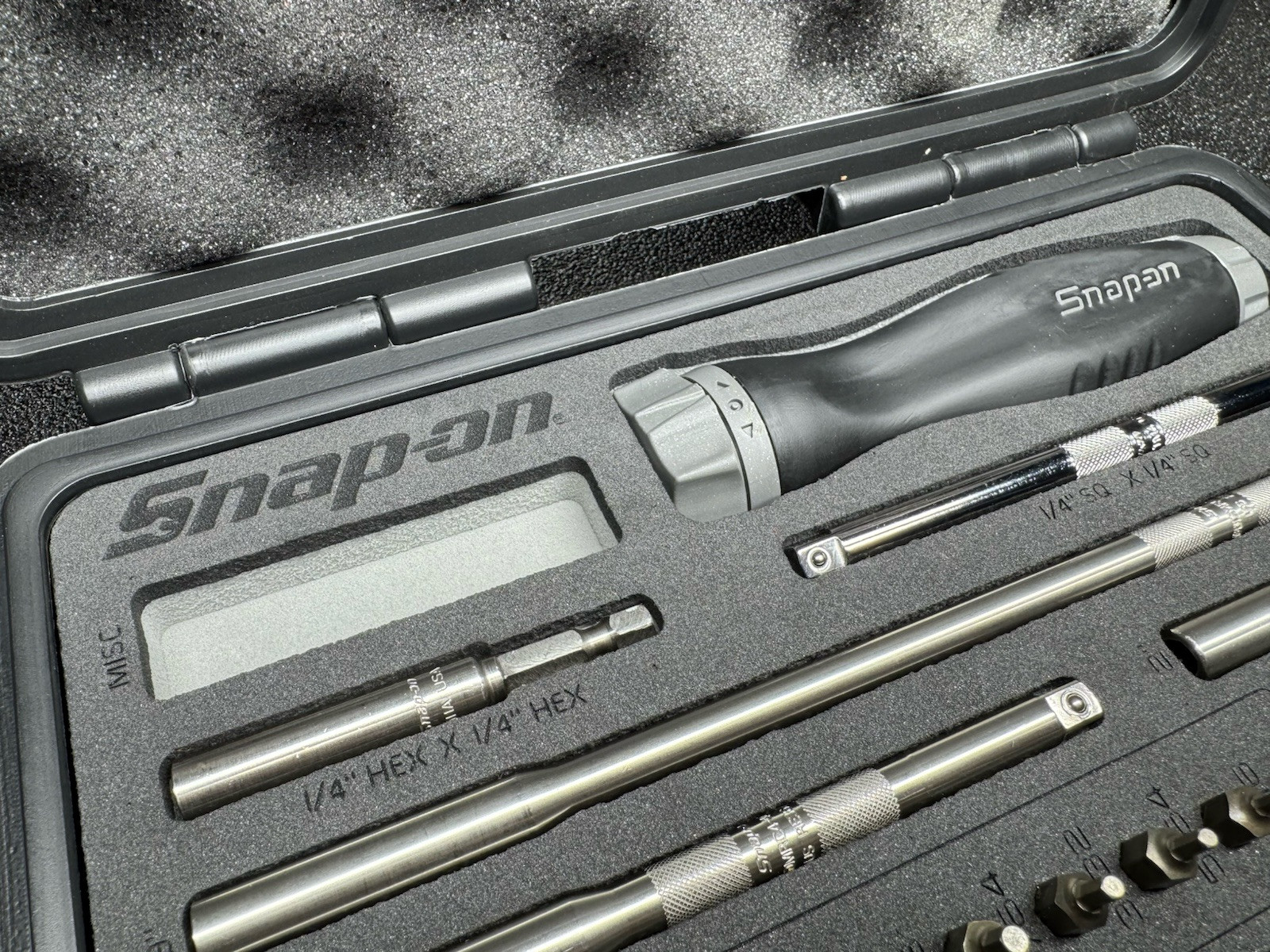 Snap-on Tools NEW DARK TITANIUM Ratcheting Screwdriver Master Set SGDMRC44FDT