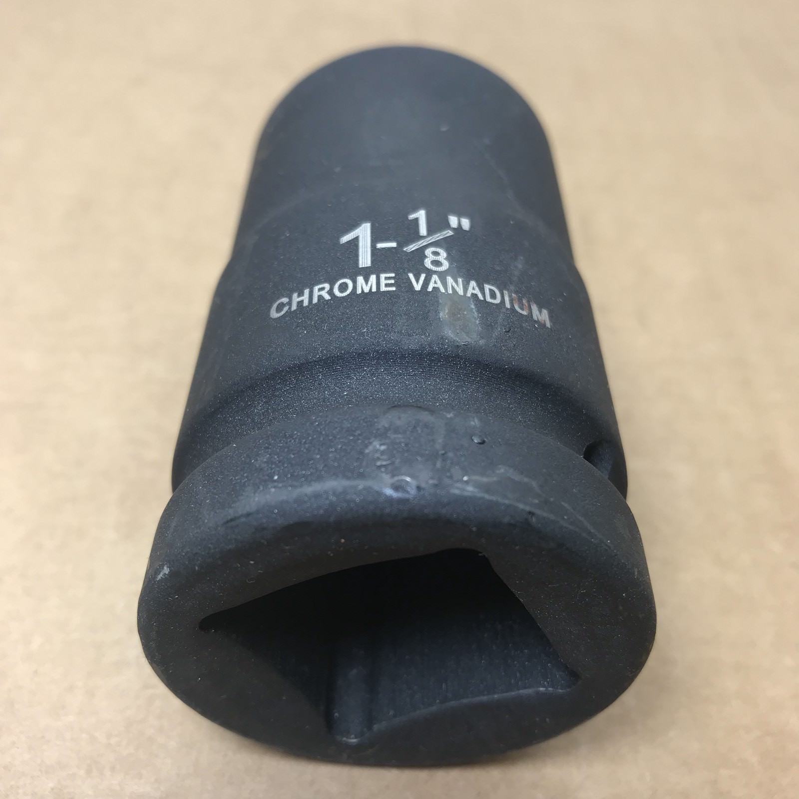 1-1/8″ Black Chrome Vanadium 1″ Drive 6 Point Impact Socket