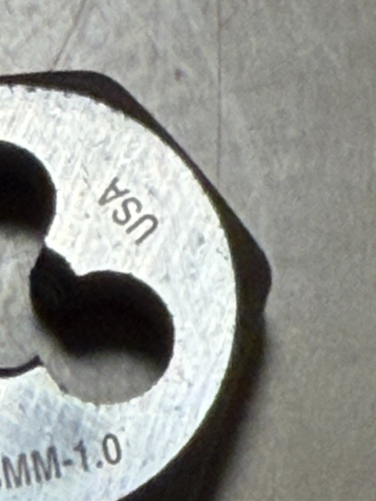Irwin Hanson M6.3 X 1.0 Metric 1″ Hex Carbon Steel Re-Thread Die 6.3MM ( 6629 )