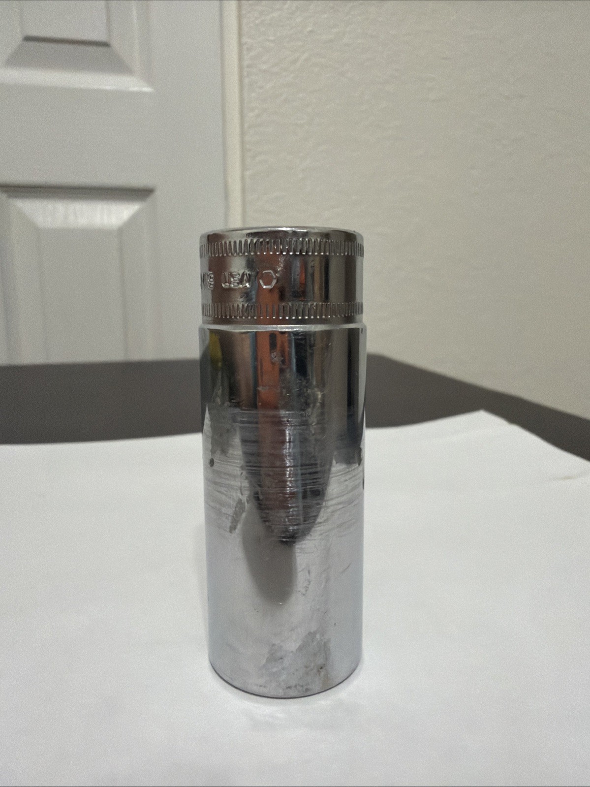 Snap-on 3/8″ Drive 6-Point Metric 19 mm Flank Drive Deep Socket SFSM19