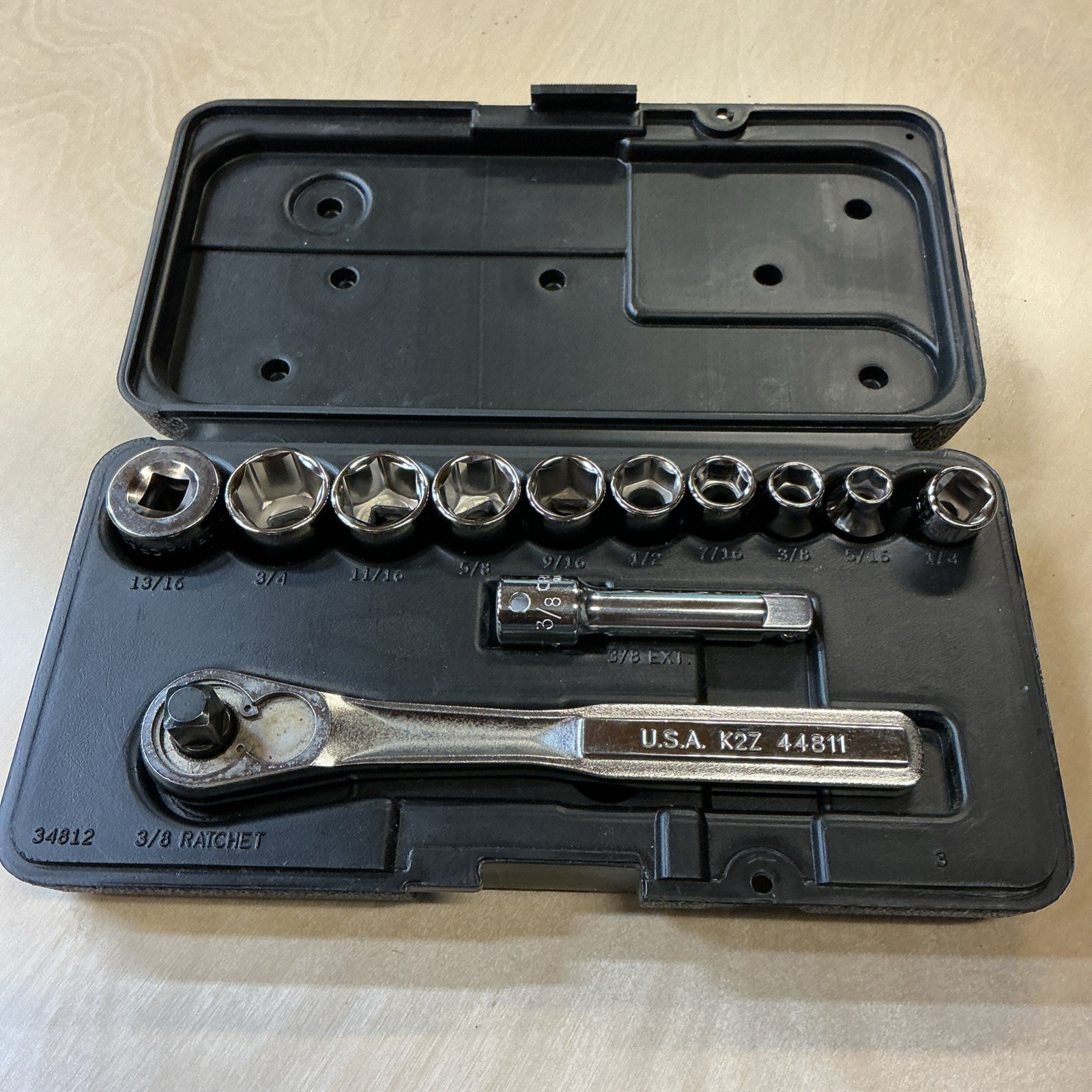 Craftsman USA 12 pcs 6 pt SAE 13/16” To 1/4” Ratchet Set 3/8”Drive FREE SHIPPING