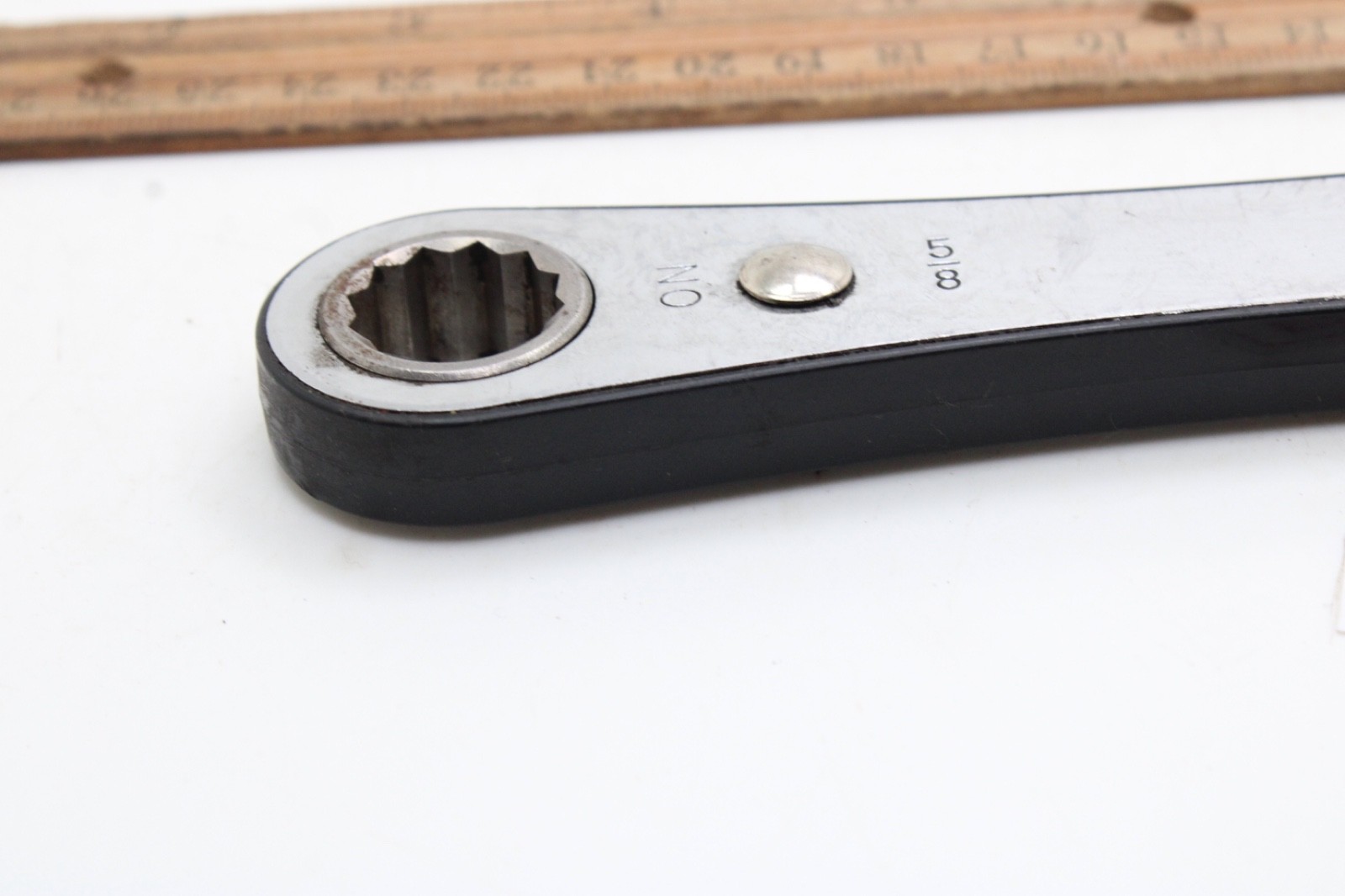 Craftsman 9-43684 5/8″ x 3/4″ SAE Chrome Ratcheting Box Wrench USA