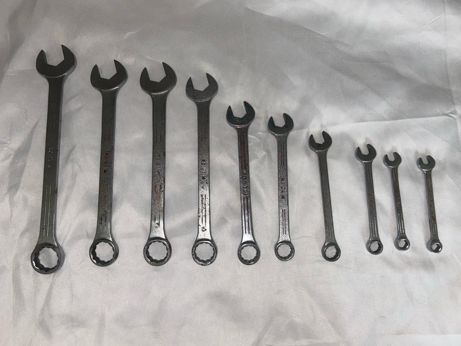 Set Vtg 10 Mac Tools 19 18 17 16 14 12 11 9 8 7 MM Combo Wrench Sabrina Ohio 12p