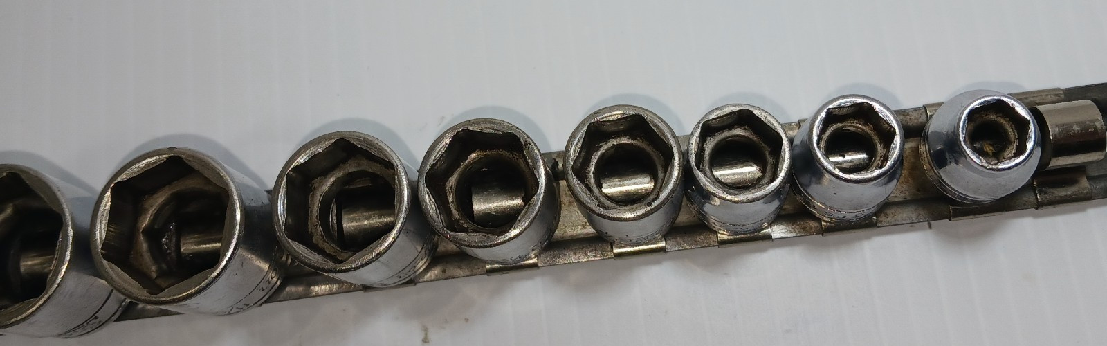 Snap-On Tools 10-Piece 3/8 Drive SAE Shallow Socket Set 5/16 – 7/8″