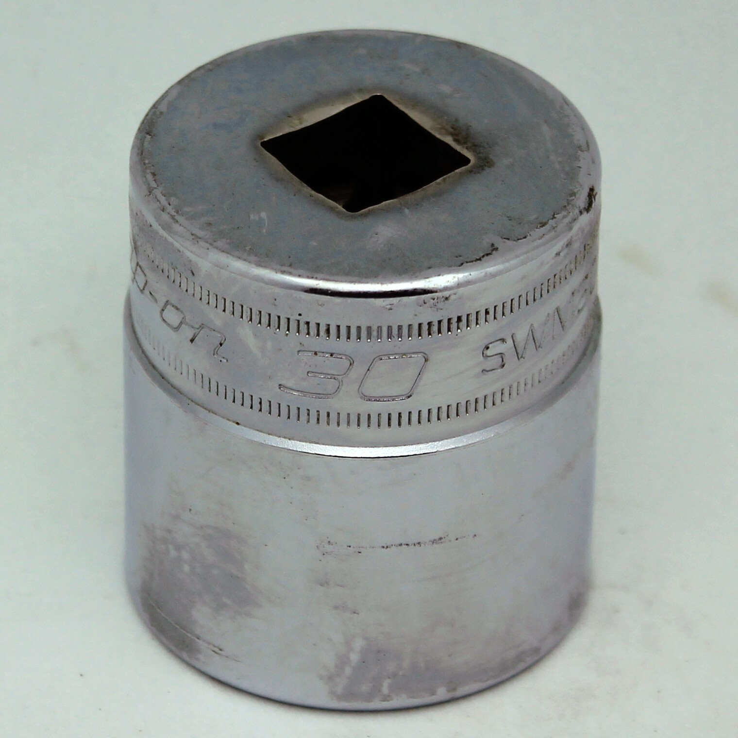 SNAP-ON 1/2″ Drive 30mm 12-Point Socket SWM301 Made in USA