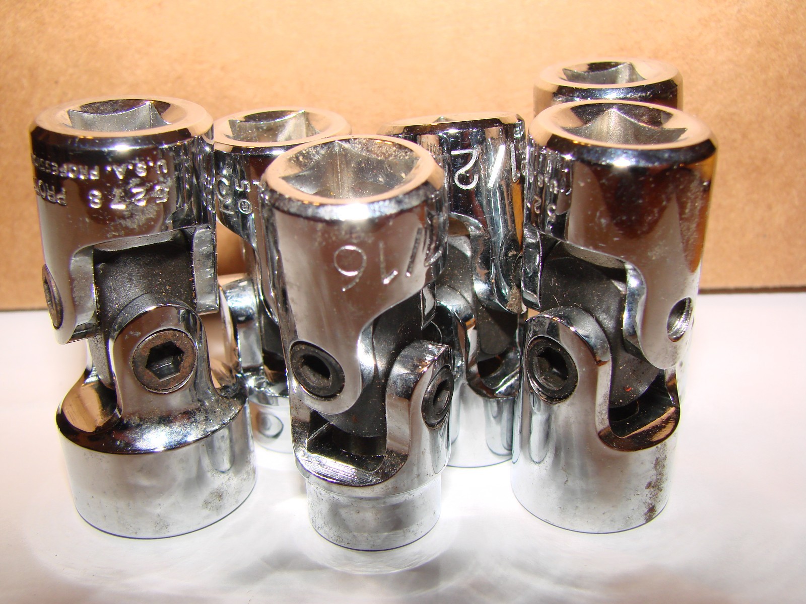 Proto 6 Piece 3/8″ Drive Universal Joint Socket Set -12 Point- 3/8 to 3/4″