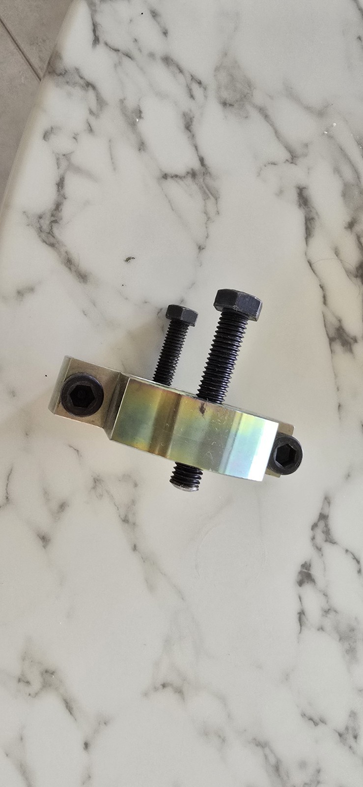 1963-1982 Chevrolet Corvette Rear Spindle Bearing Puller C2 C3
