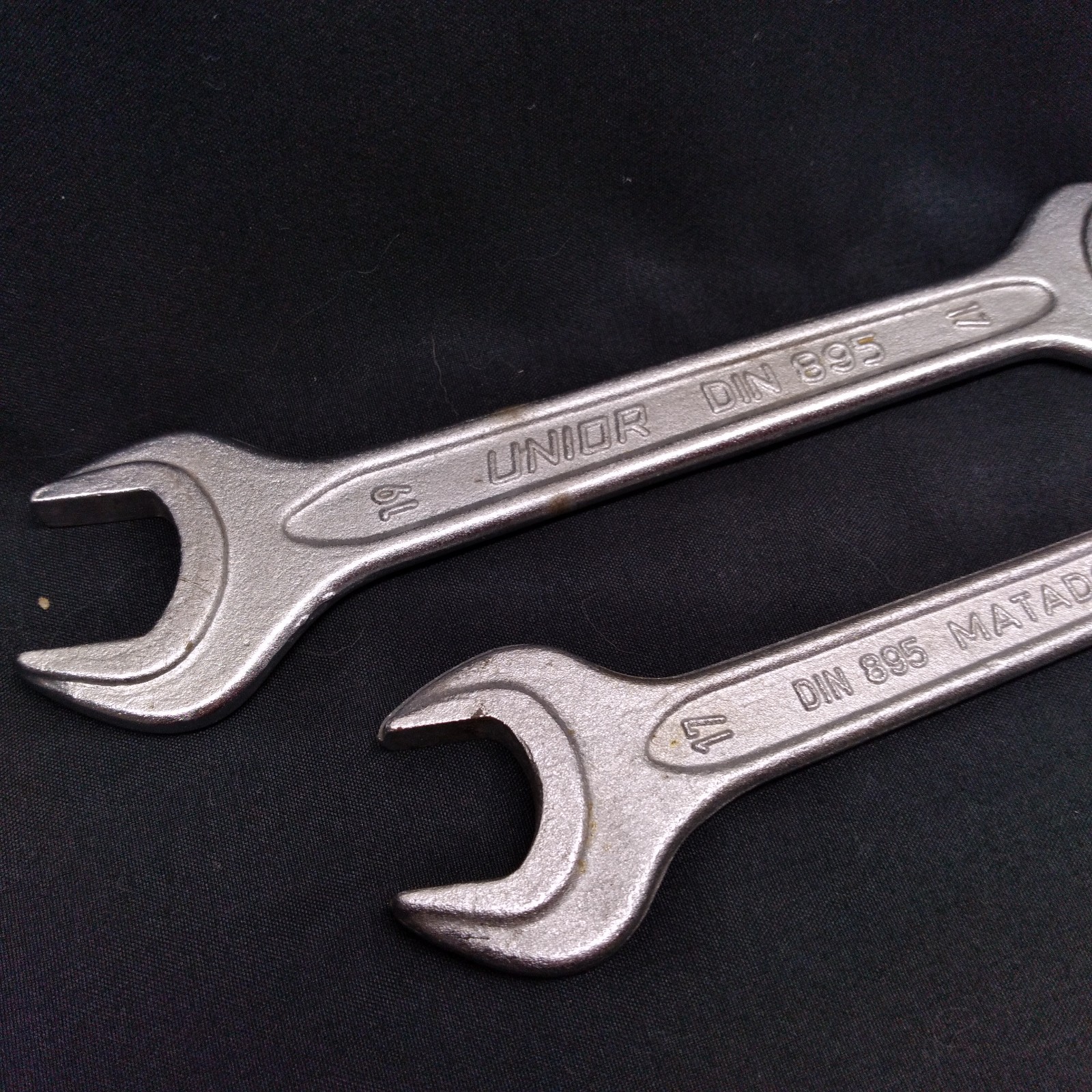 Mercedes-Benz Walter Wrenchs (17mm x 19mm) UNIOR (14mm x 17mm) Matador DIN 895