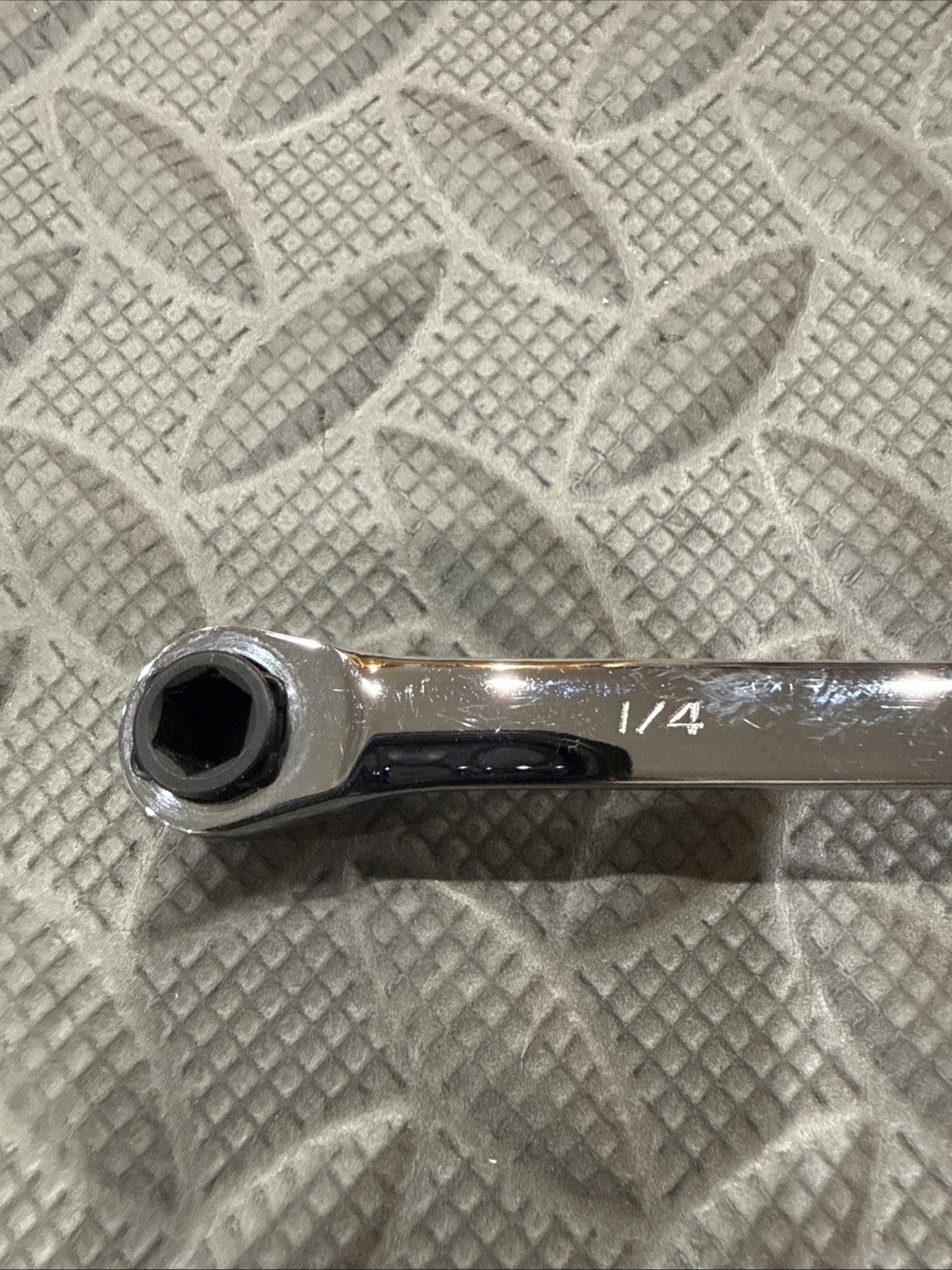 VIM Tools HBR8 8″ Long 1/4″ & 5/16″ Hex Bit Ratchet Tool with 1/4″ Adapter