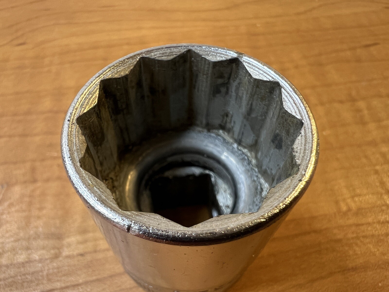 Snap-on Tools SW320-1/2 – 1/2″ Drive 12 Point 1″ Socket – EUC+ USA