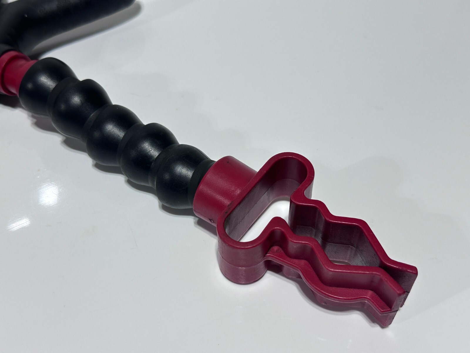 Matco Tools FHCLAMP Flexible Adjustable Clamp w/ Red Rubber Pads, Clip-On