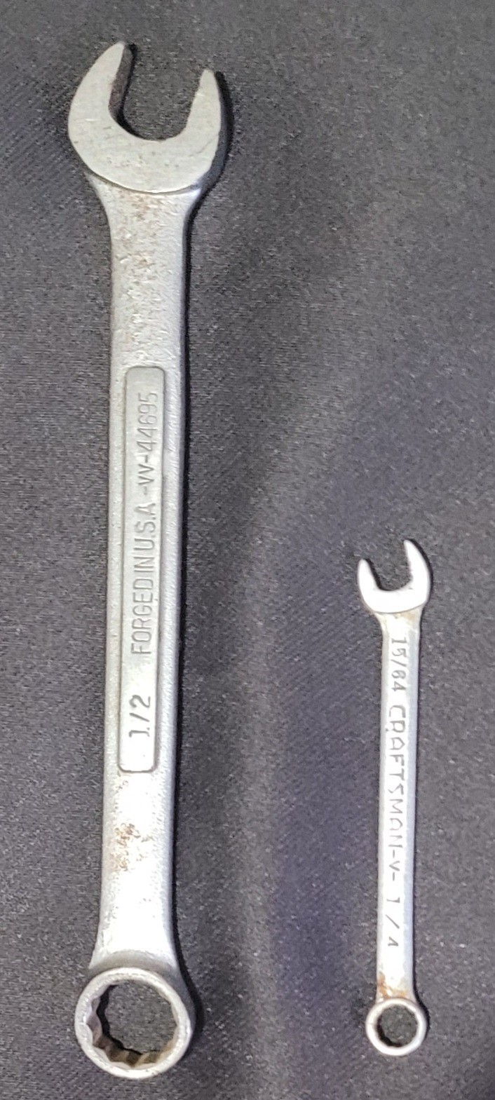 Set Of 2 Craftsman 12pt Combination Wrenches, 1/2 And 15/16 V- 1/4