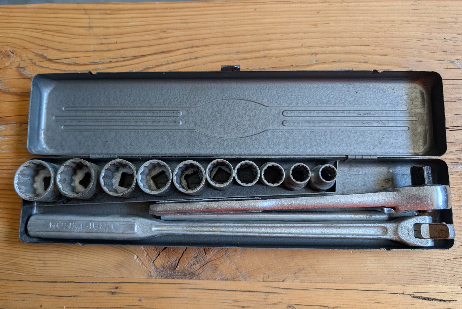 Vintage Craftsman 1/2″ Drive 12pc SAE Socket Set w/ Metal Case *V-Series* USA