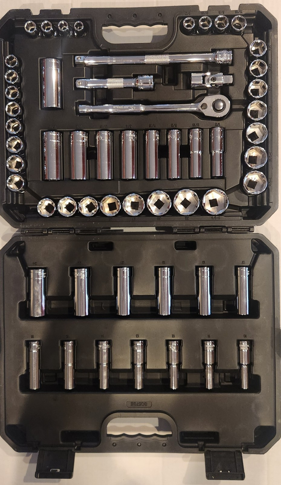 Matco Tools SC57SE 57pc Silver Eagle 1/2″ Drive Master Socket Set + Hard Case