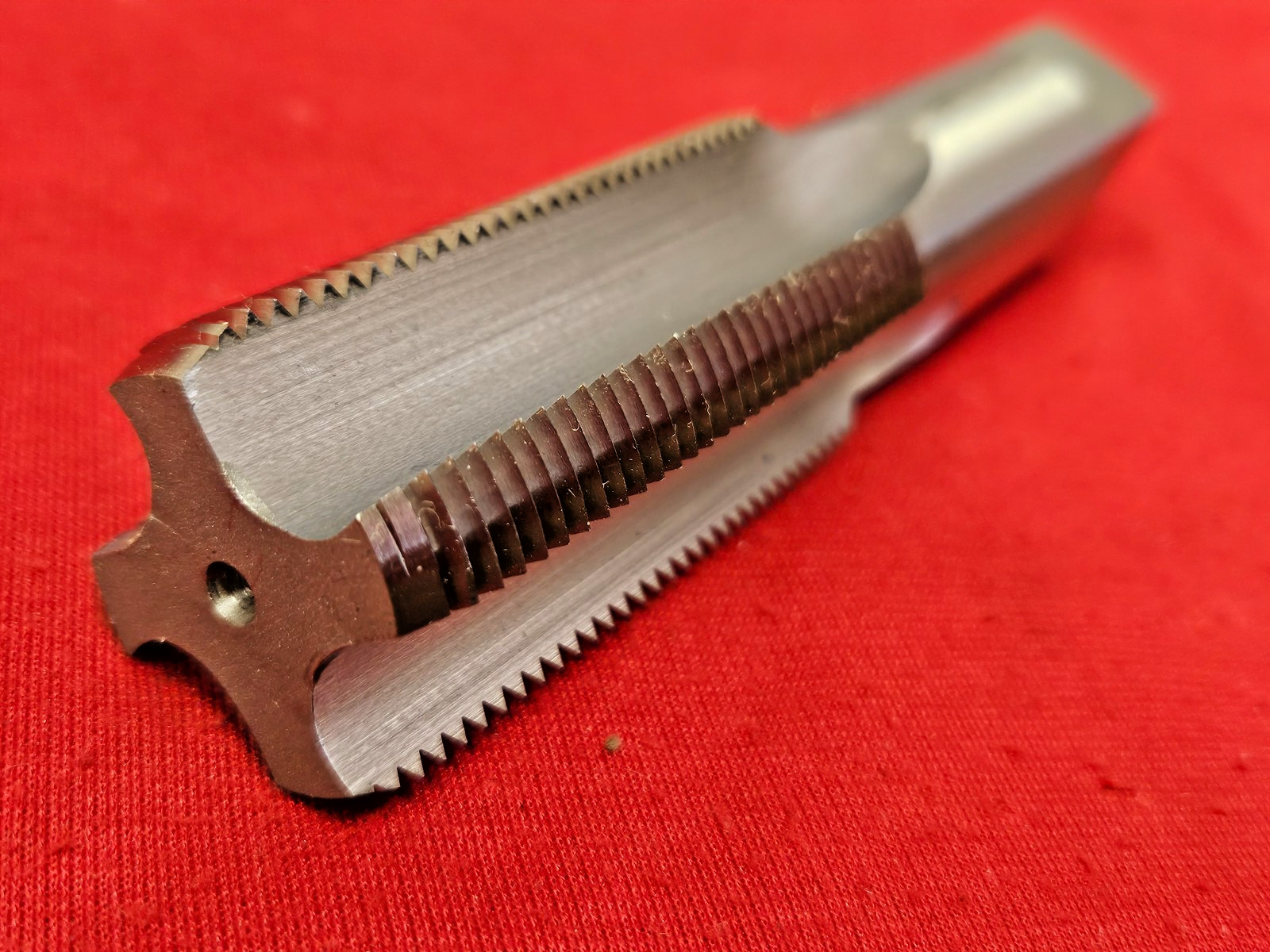 1-1/4″-12 NF Tap Alfa CSHTB70557 Carbon Steel Bottom Hand Tap 4FL US Seller