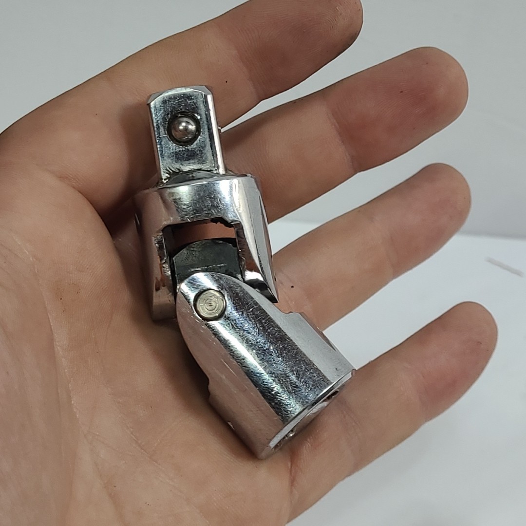 PROTO 1/2″ Drive Universal Joint Swivel Socket Adapter 5470A Chrome