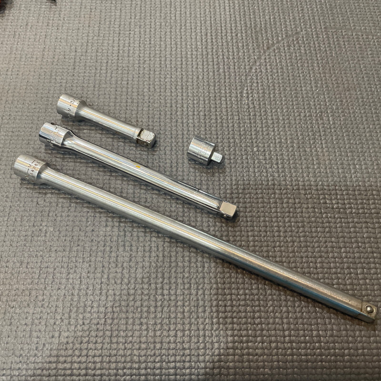 VINTAGE CRAFTSMAN ⅜” DRIVE EXTENSIONS 3,6,10” LONG AND ADAPTER 4256 MADE IN USA