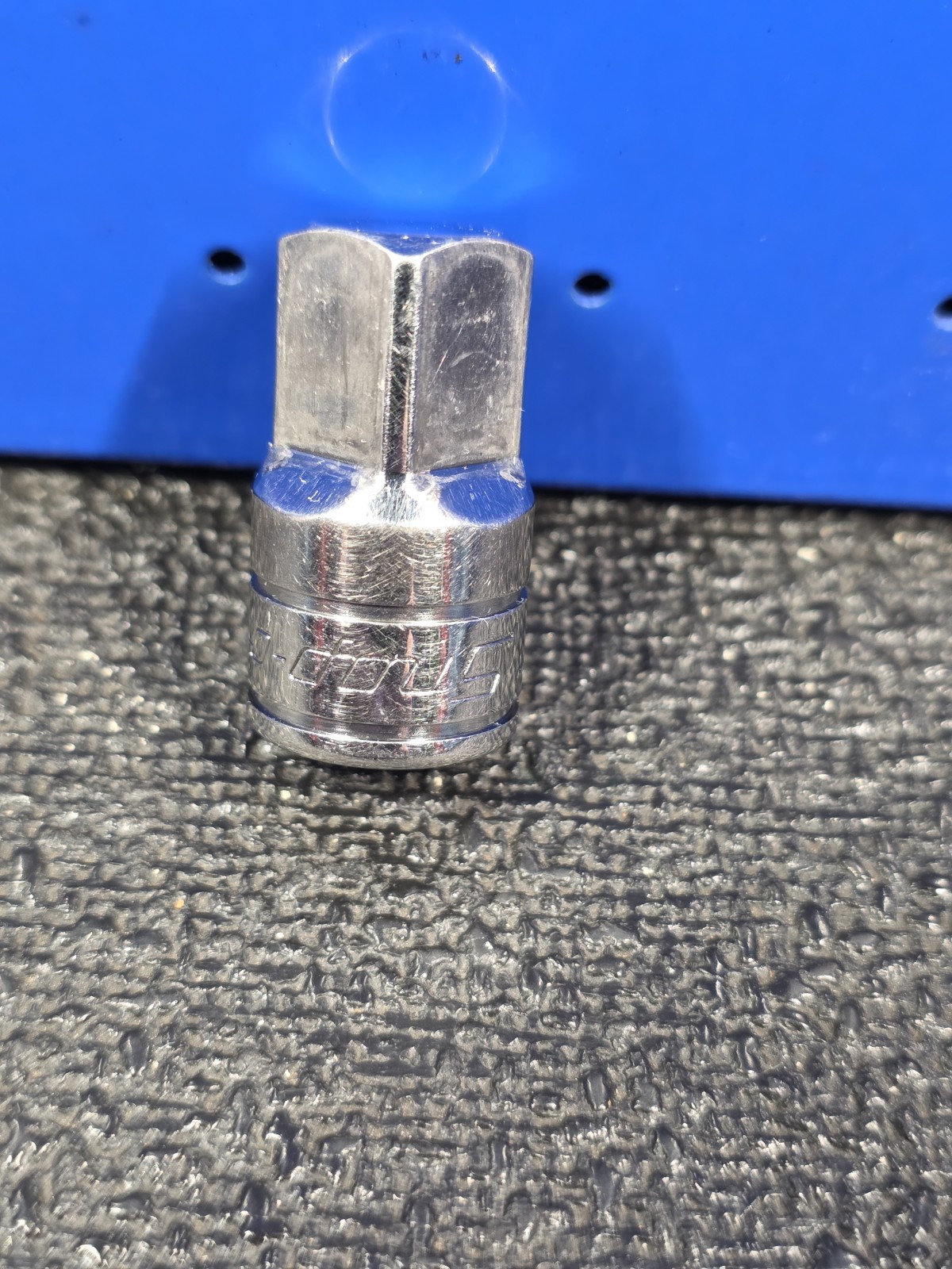 Snap-on Tools A2A 3/8″ F – 1/2″ M Drive Chrome Adapter Extension Socket
