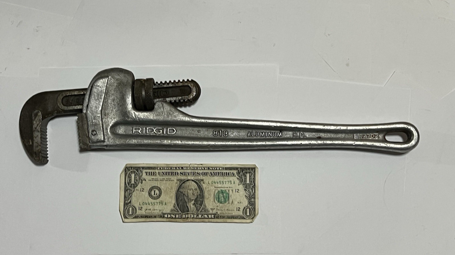 RIDGID 818 Ridge Tool Co 18″ Aluminum Heavy Duty Straight Pipe Wrench 31100 USA