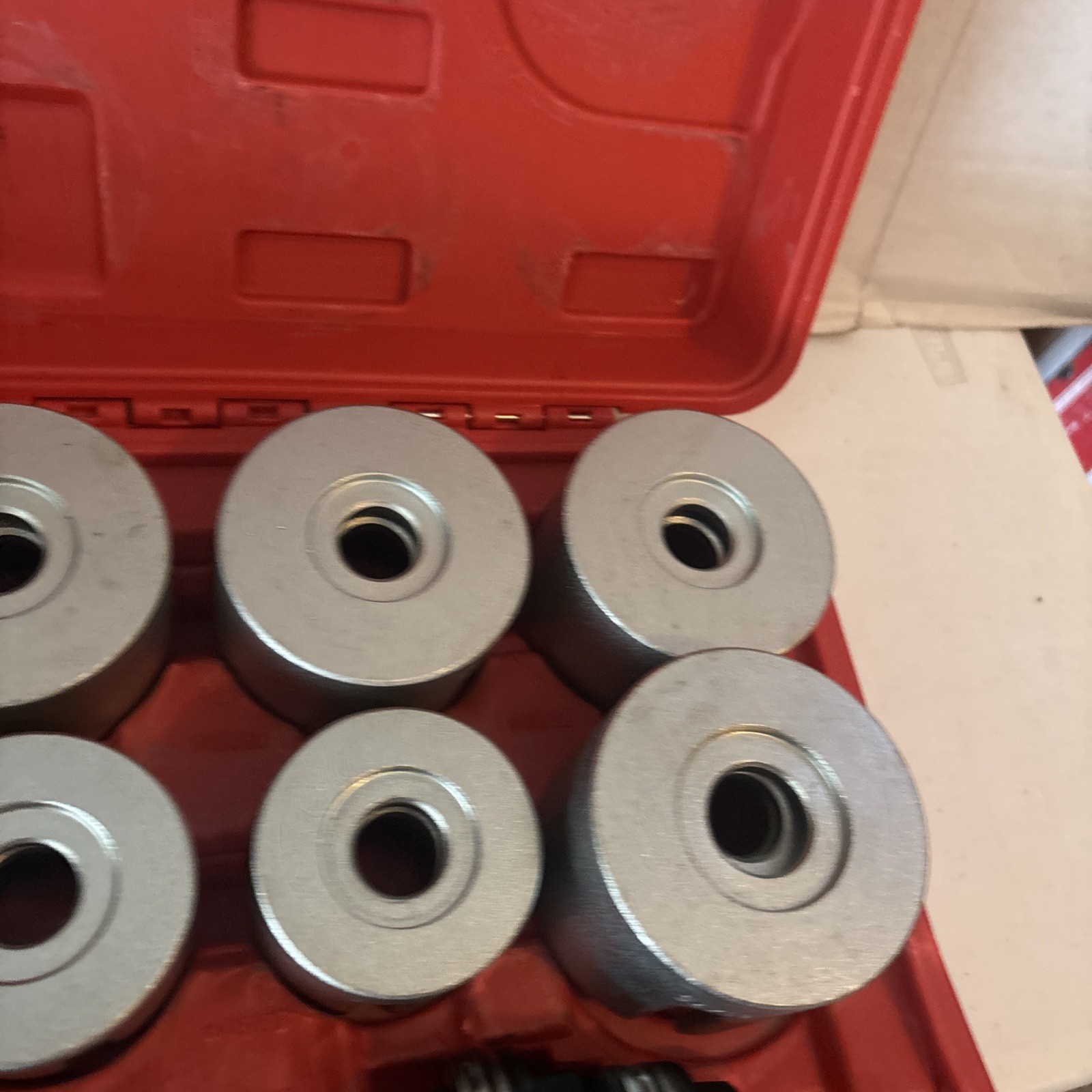 27 Pieces Press and Pull Sleeve Kit Bearings Bushes and Seals Remove&install Set