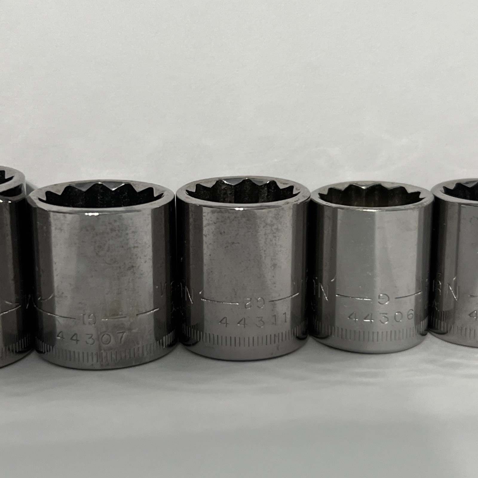 Craftsman 15pc Metric Shallow Socket Set 3/8” Drive, 12 Pt, 6-19mm & 21mm Vtg
