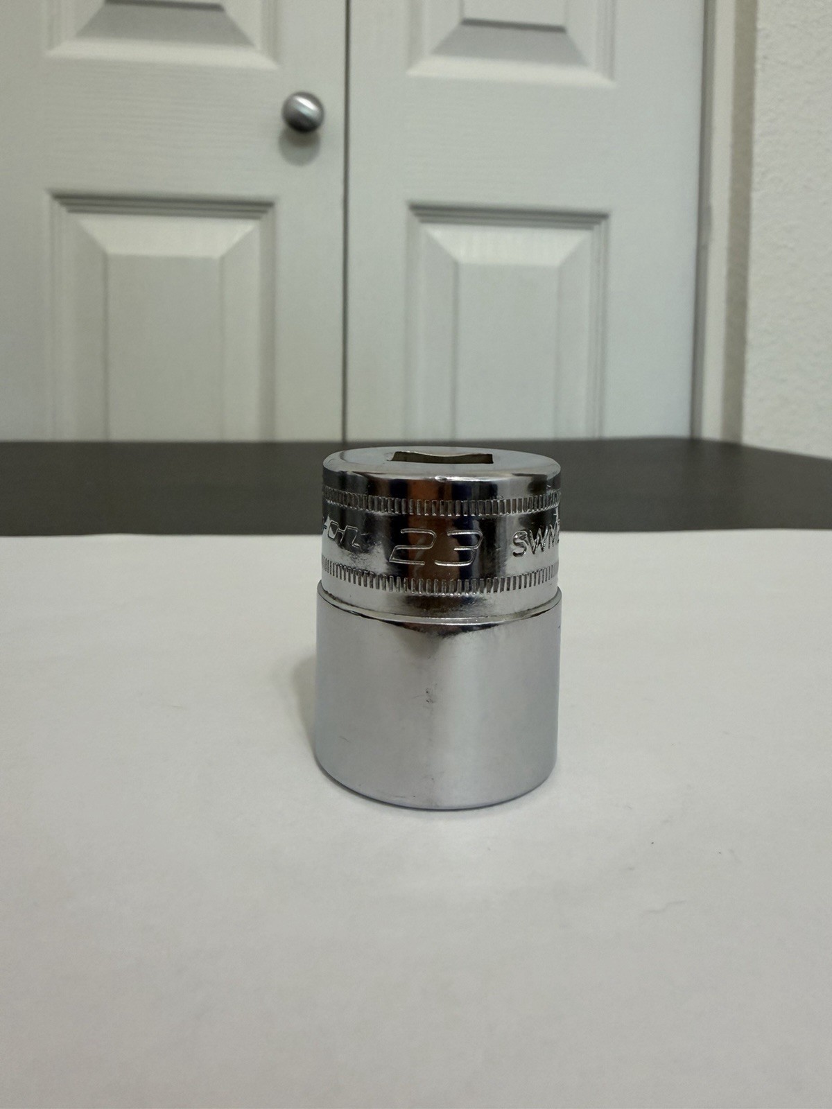 Snap-on Tools 1/2″ Drive 23mm Metric 12 Point Shallow Socket SWM231 USA