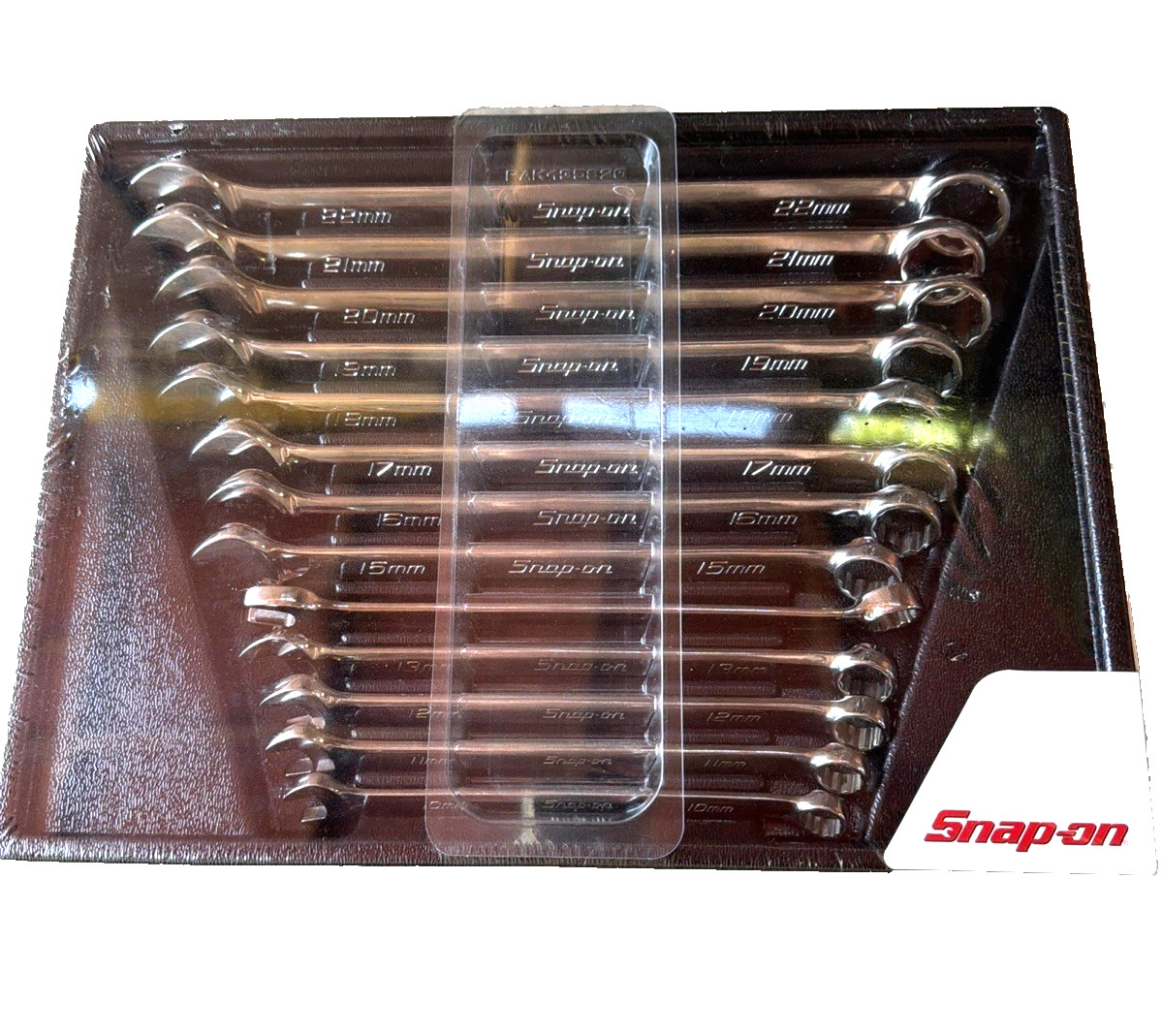 New Nos Snap-on™ 10 thru 22 mm 12-point box Combination Wrench Set OEXM713B