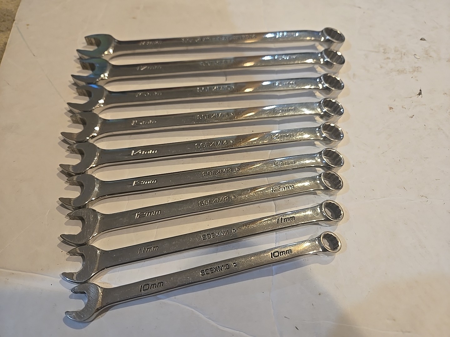 SNAP-ON TOOLS 9 PIECE METRIC FLANK DRIVE PLUS COMBINATION WRENCH SET 10MM-18MM