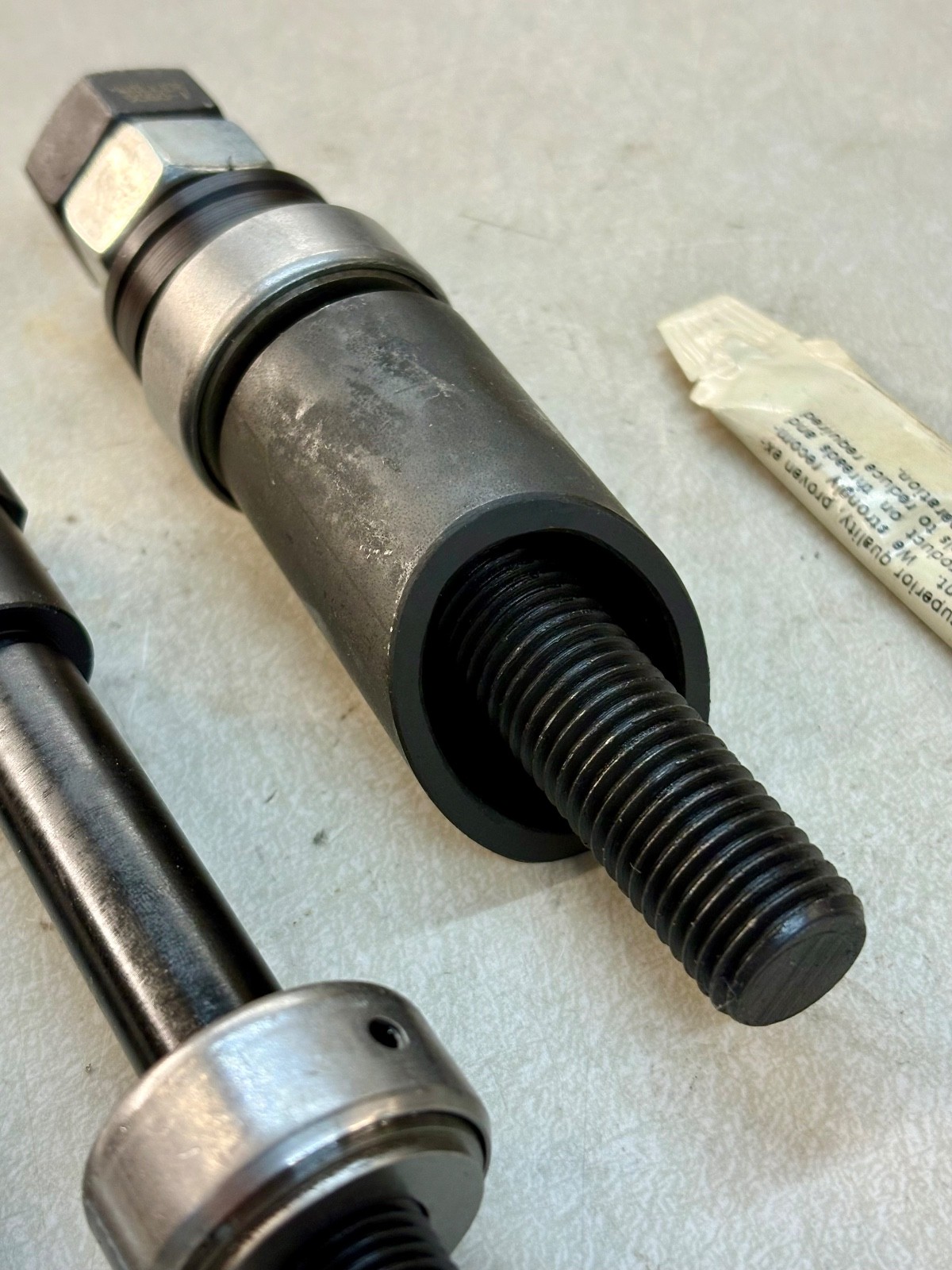 MILLER 9050A SLEEVE REMOVER/INSTALLER & FORCING SCREW SET —— NEW OLD STOCK!