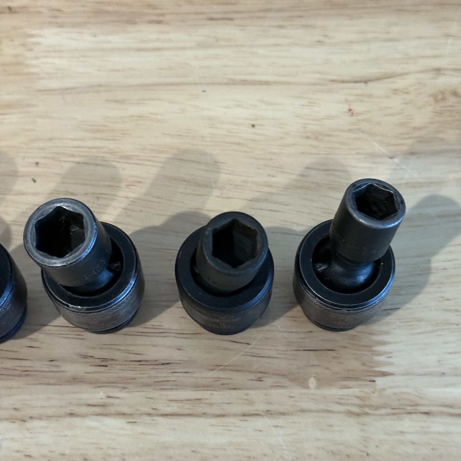 3/8 Drive Expert By Mac Tools Swivel metric Impact (10,11,12,13,14,16 And 18)