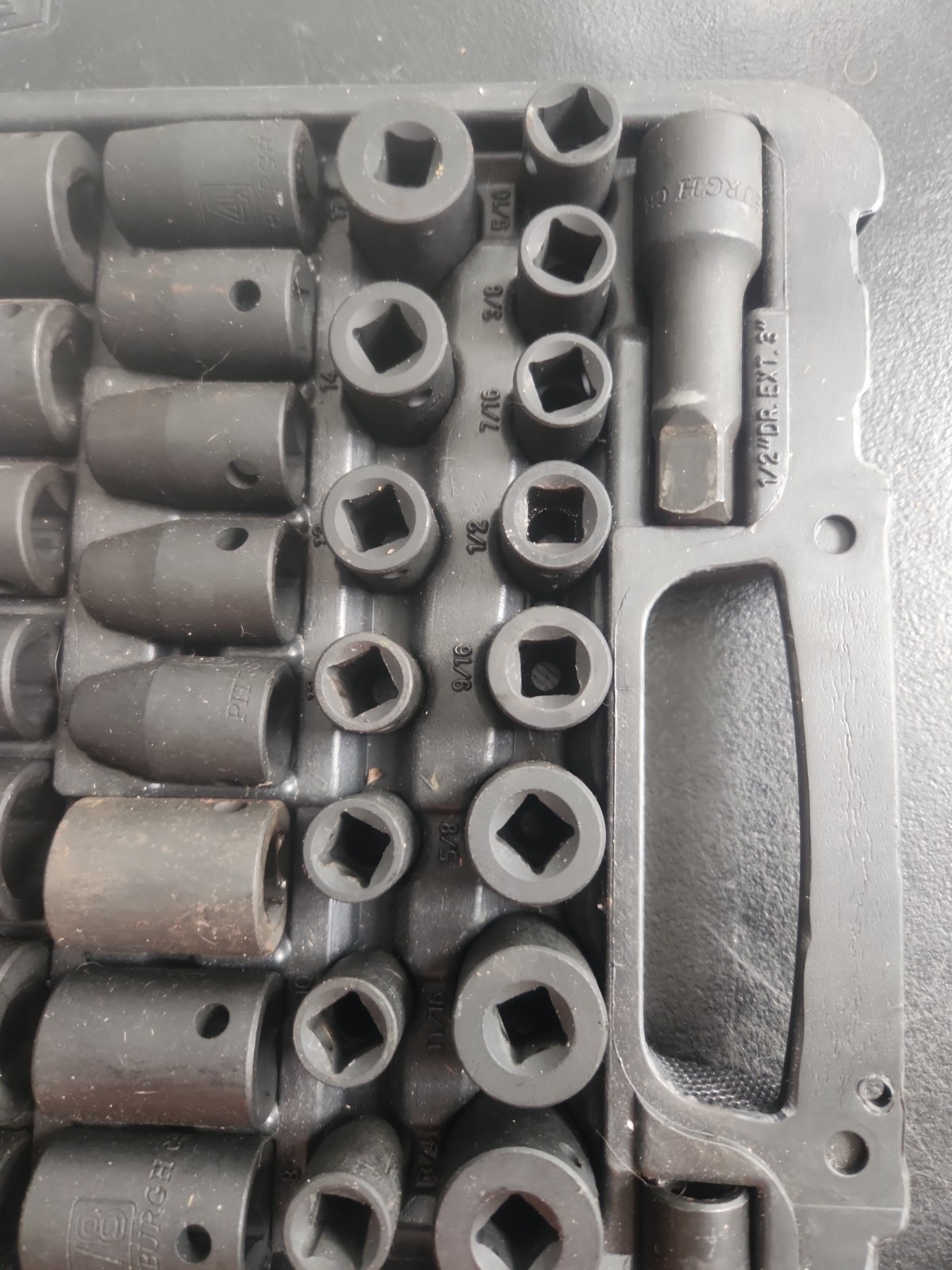 Pittsburgh Tools 36 Piece Impact Socket Set With Adapters Missing One.