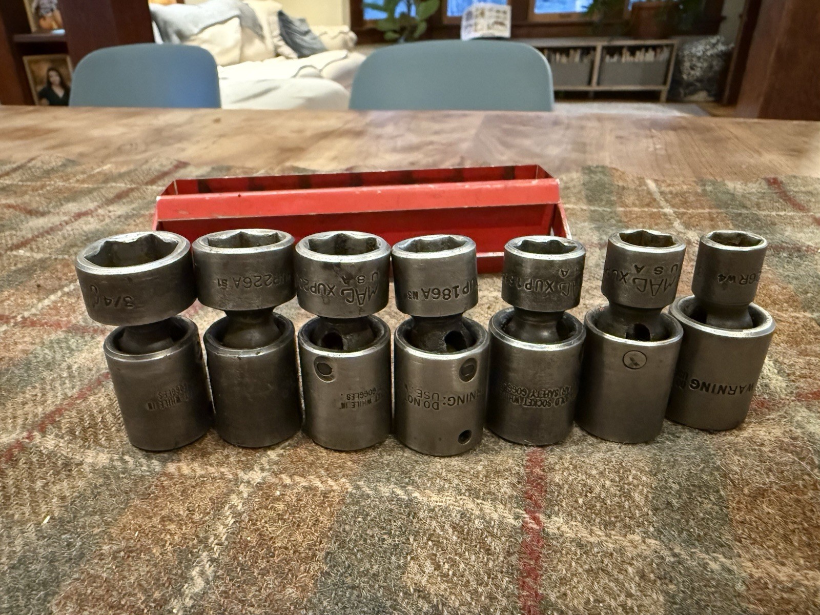 MAC 3/8″ Drive 7pc 3/8″-3/4″ SAE Impact Swivel Universal Socket Set w/metal tray