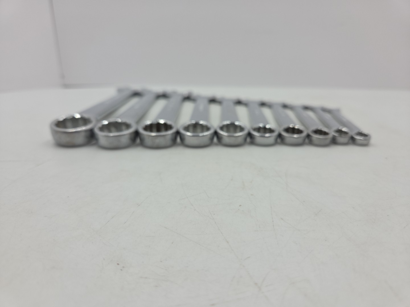 Thorsen 10 Pc. Combo Wrench Set Metric 22, 20, 19, 17, 16, 14, 13, 11, 9 & 8MM