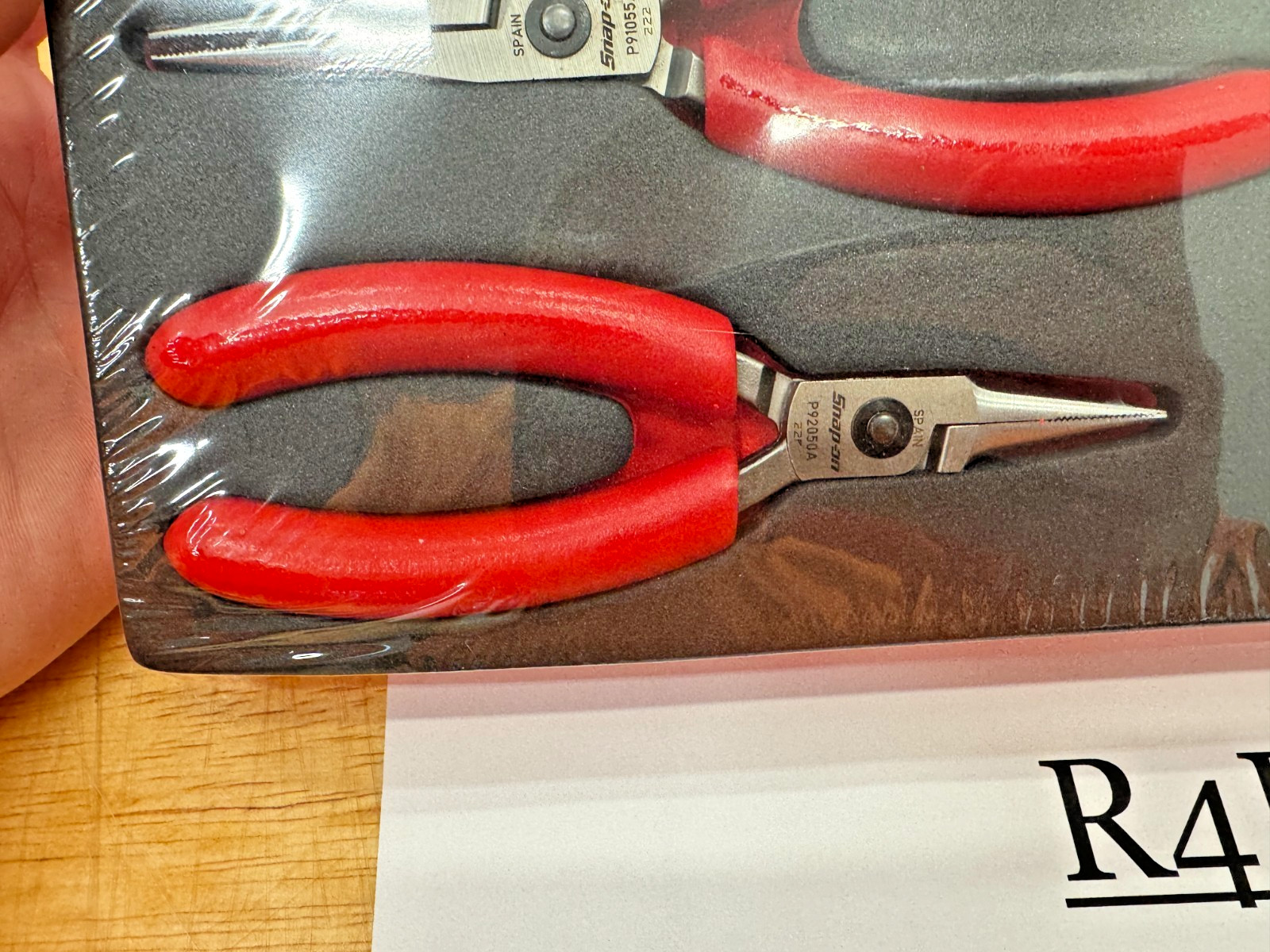 Snap-on Tools RED SOFT GRIP MIX Nose 8 PIECE Precision Pliers FOAM Set PLP800A