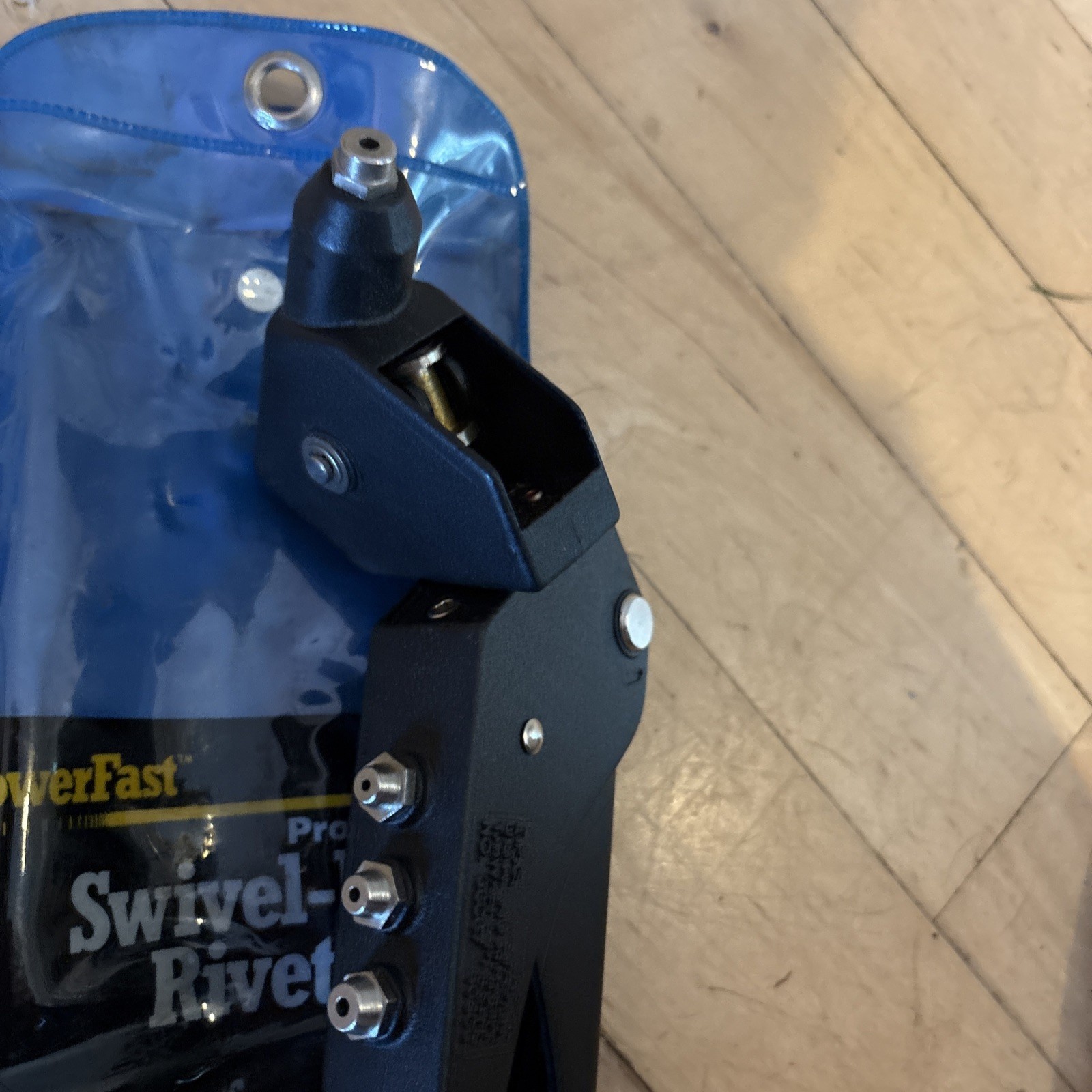 Power Fast Swivel Head Rivet Tool