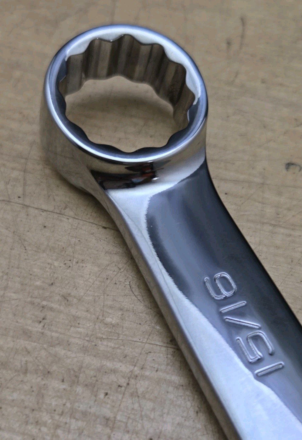 New Snap On SOEX30 – 15/16″ Standard Handle 12 Pt Chrome Combination Wrench