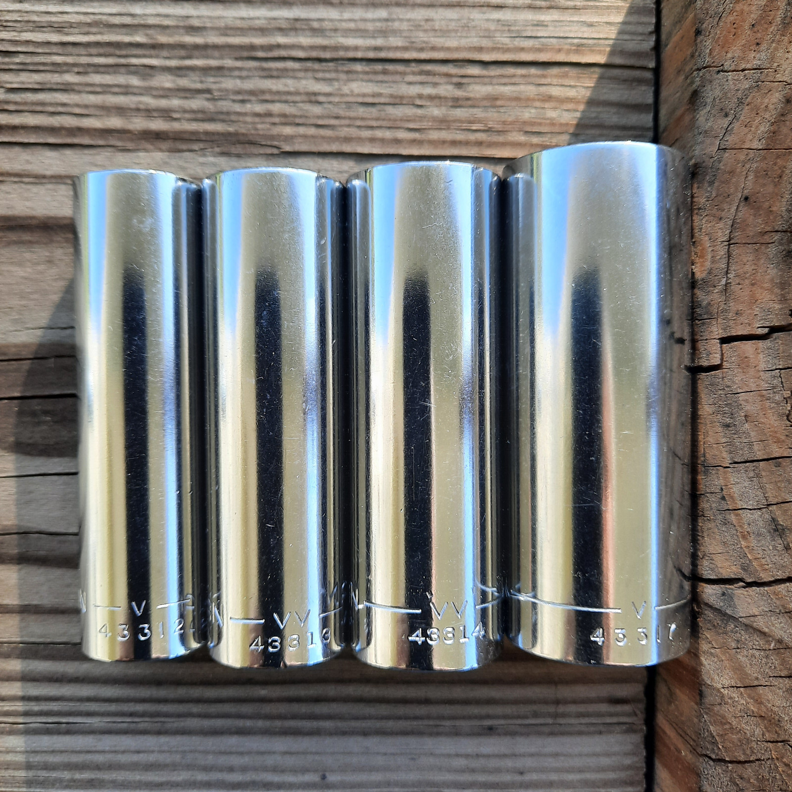 Lot 4 Craftsman 3/8″ Dr 12pt DEEP Sockets 43317v, 43314vv ,43313vv , 43312v NICE