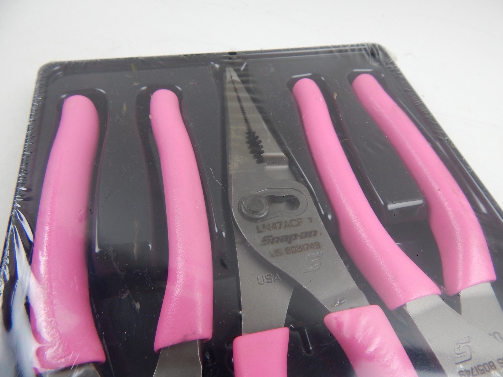 Snap-On NEW SEALED 3 Pc 8″ PINK Soft Grip Slip-Joint Pliers Set PL347ACFP
