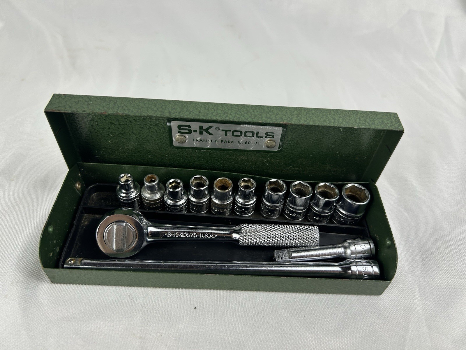 S-K Tools 13 Piece SAE 1/4″ Drive 6 Pt & 8 Pt Socket Set Ratchet USA