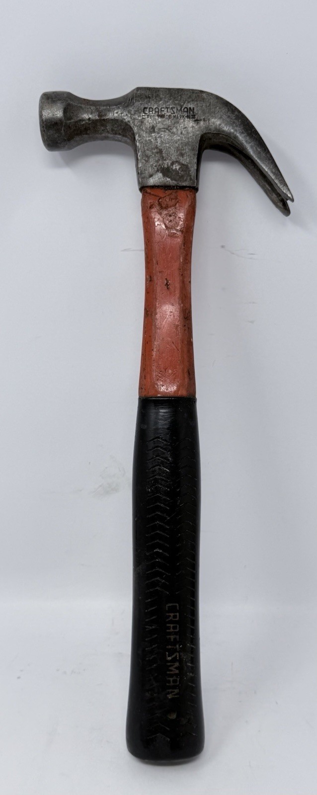 Craftsman 16oz Hammer With Comfort Grip & Fiberglass Handle No 3820 Chipped Claw