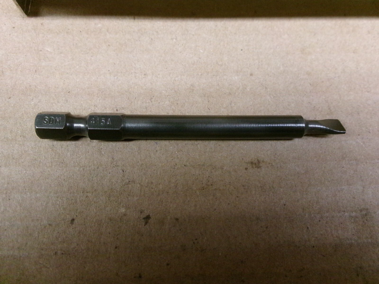 Snap On USA 1/4″ Hex Shank 3/16″ x 3″ Flat Tip Power Bit No SDM415A