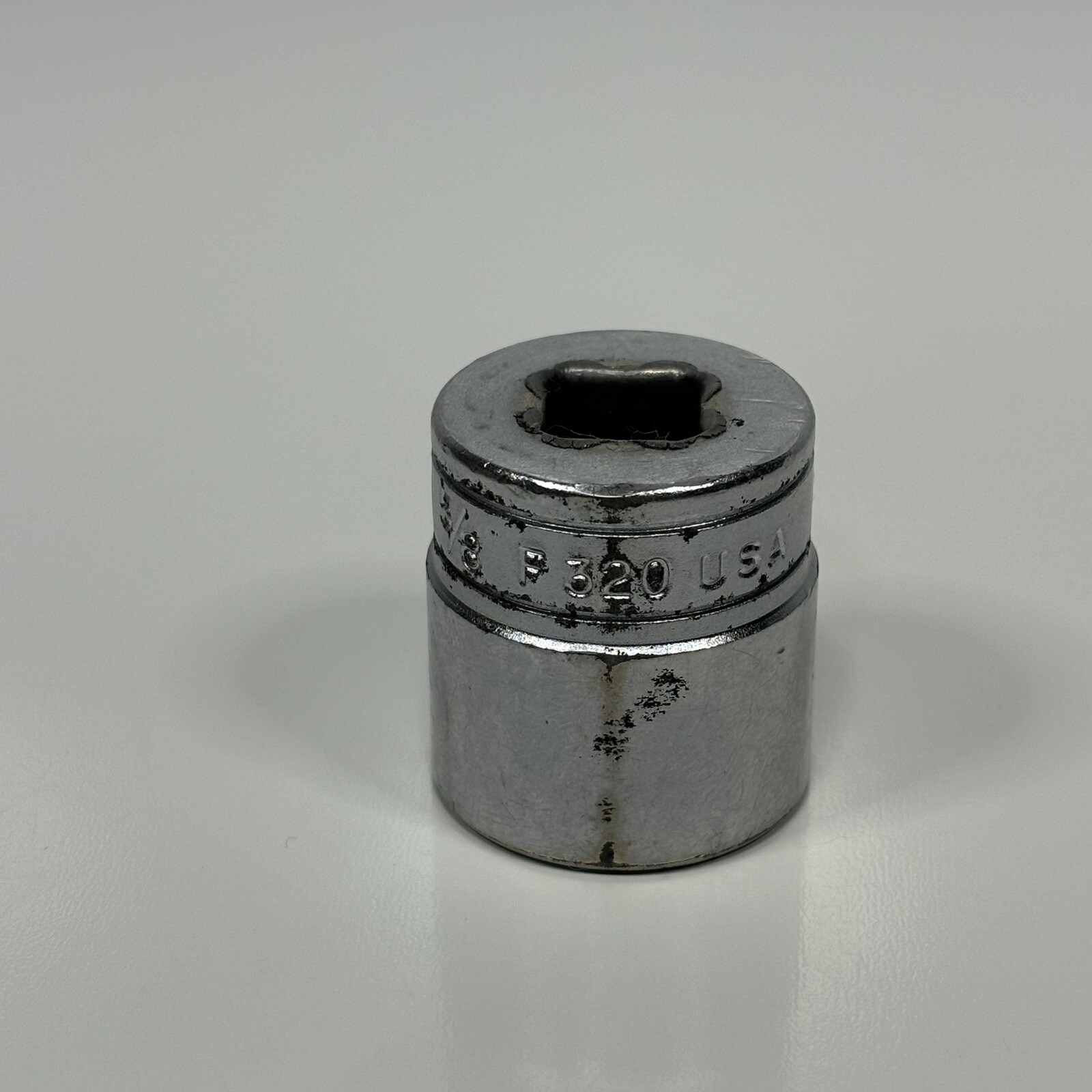 Snap On Tools F320 3/8” Dr 8 Pt SAE 5/8” Double Square Socket Chrome USA VTG