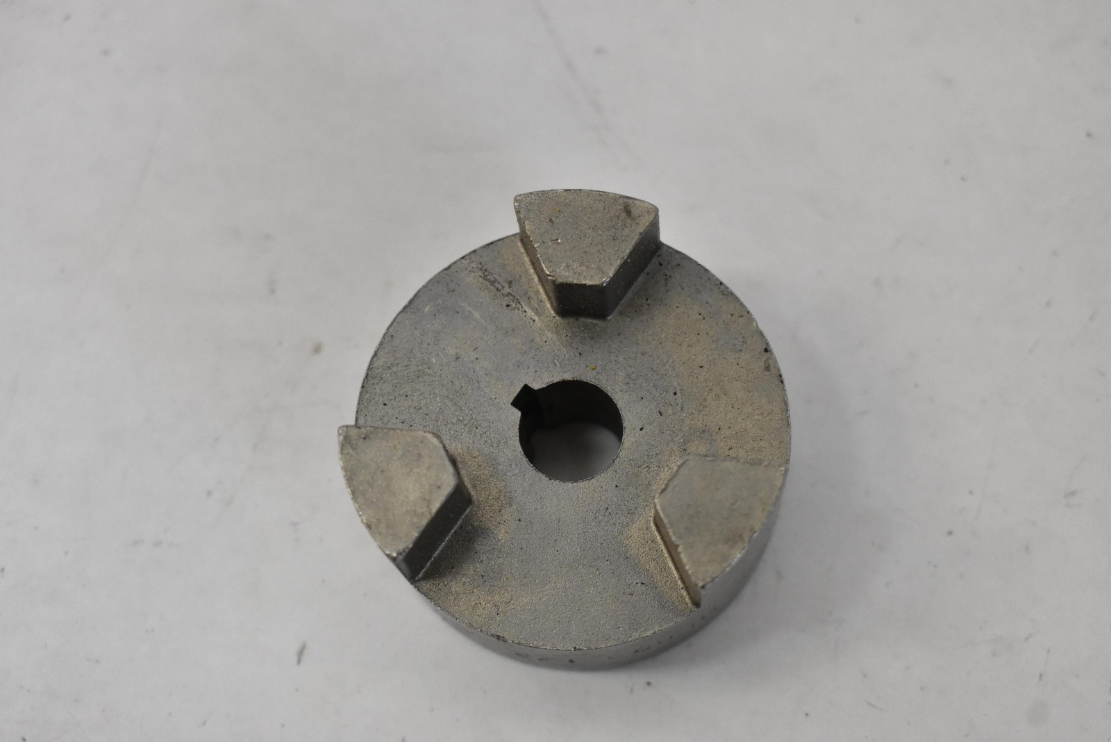 Motive ML09 1/2 -01 1/2 In Specialty Standard Socket 1/2in Drive Steel Tool