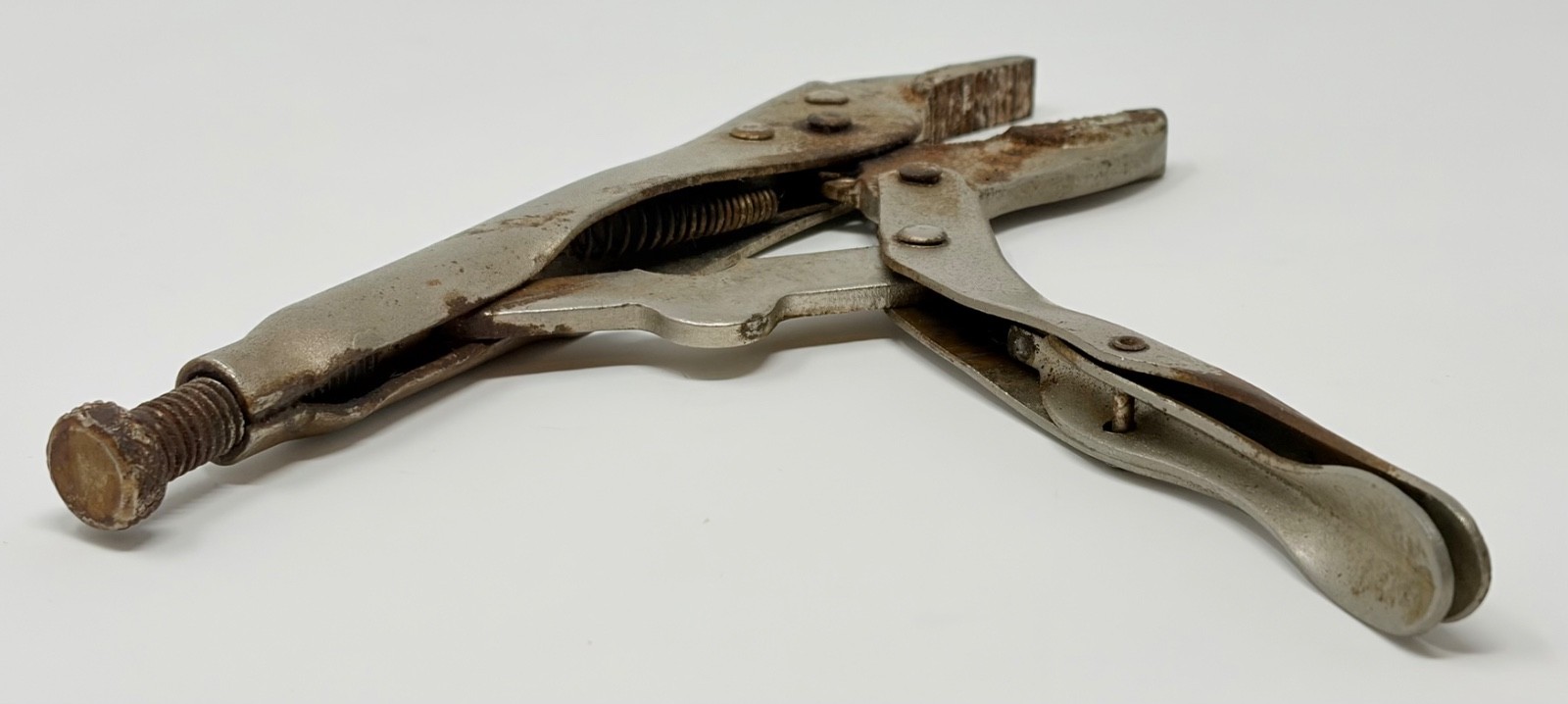 Vintage KR Tools Curved Jaw Locking Pliers 9in Vise Grip Adjustable AS-IS Rust